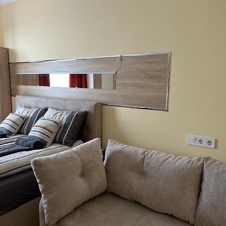 Harmony Apartments Eger Bagian luar foto